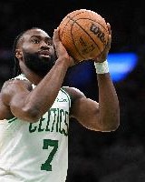 今日绿军迎战热火 杰伦-布朗出战 霍福德&amp;霍勒迪&amp;波津缺席