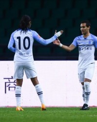 开云下载中心-卡尔多纳承接扎哈维衣钵 2轮3球已成球队新”大腿”