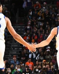 kaiyun体育网-【NBA实力榜】勇士反超太阳登顶 湖人下滑至第18位