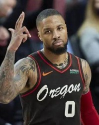 开云体育首页-利拉德敞开心扉：入选75大很意外 我是队史最佳